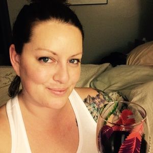 Meet your Posher, Candace